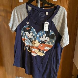 Mickey and Minnie American Heart NWT